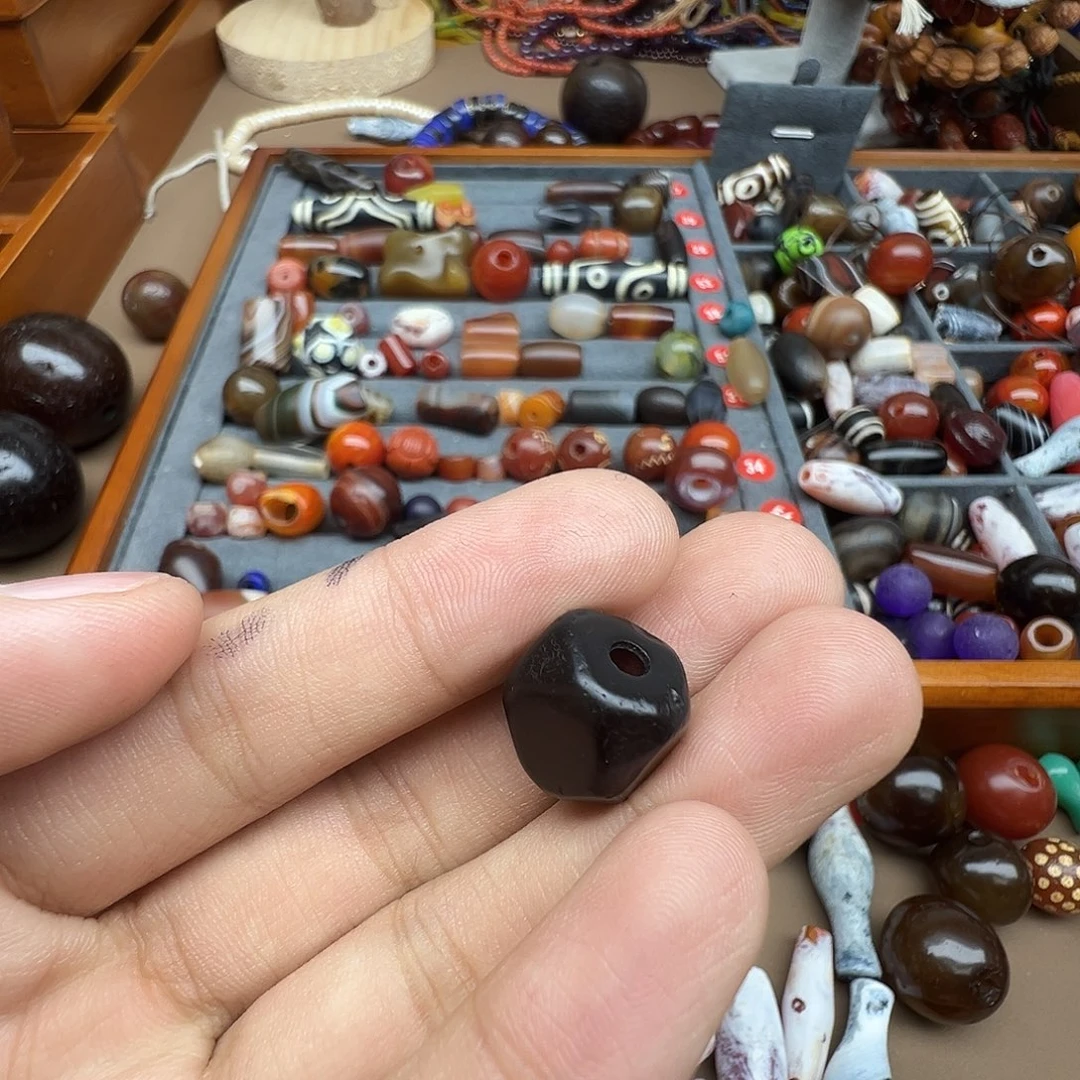 天***忌未镶嵌玛瑙/玉髓珠宝半成品