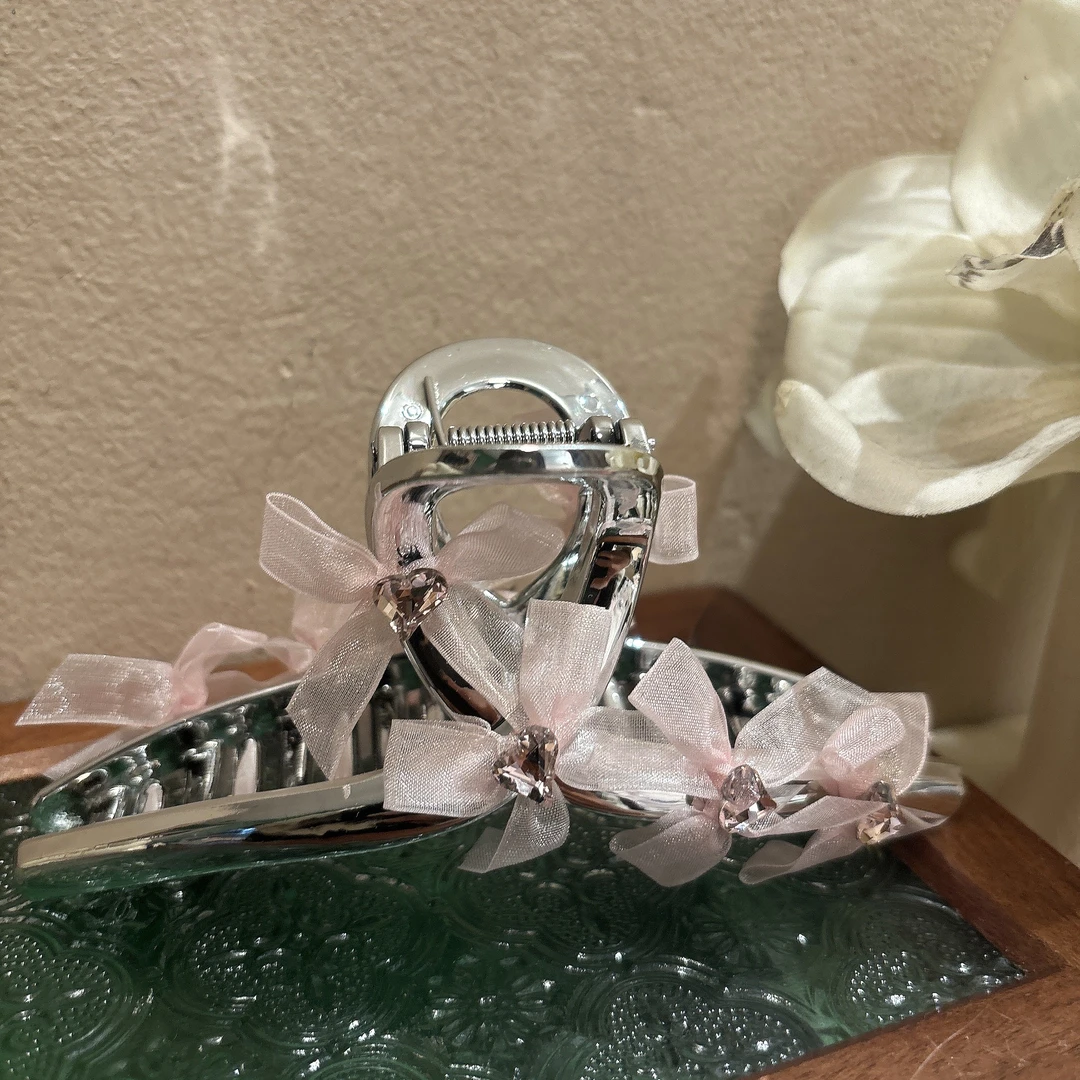 高级感薄纱蝴蝶结爱心发抓Z890