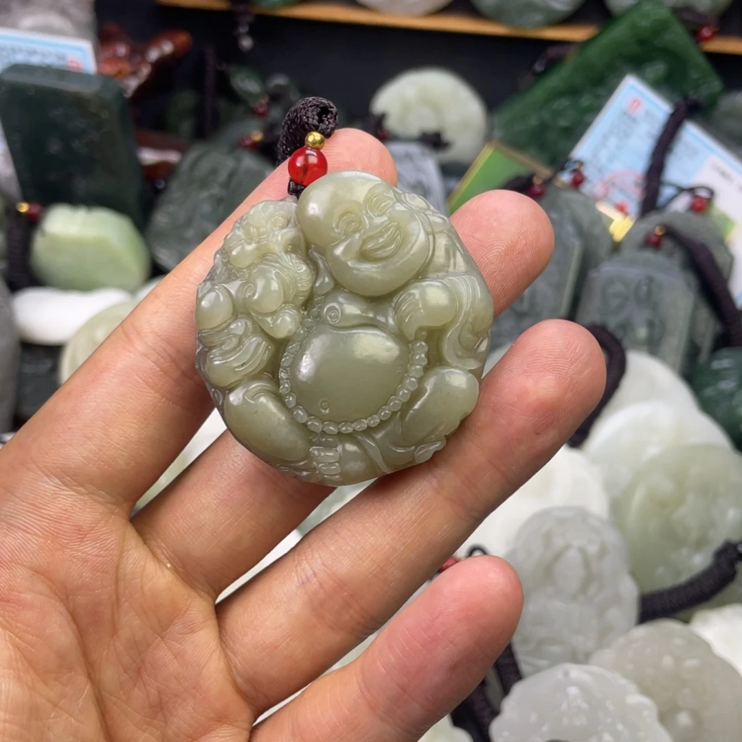颈饰未镶嵌和田玉