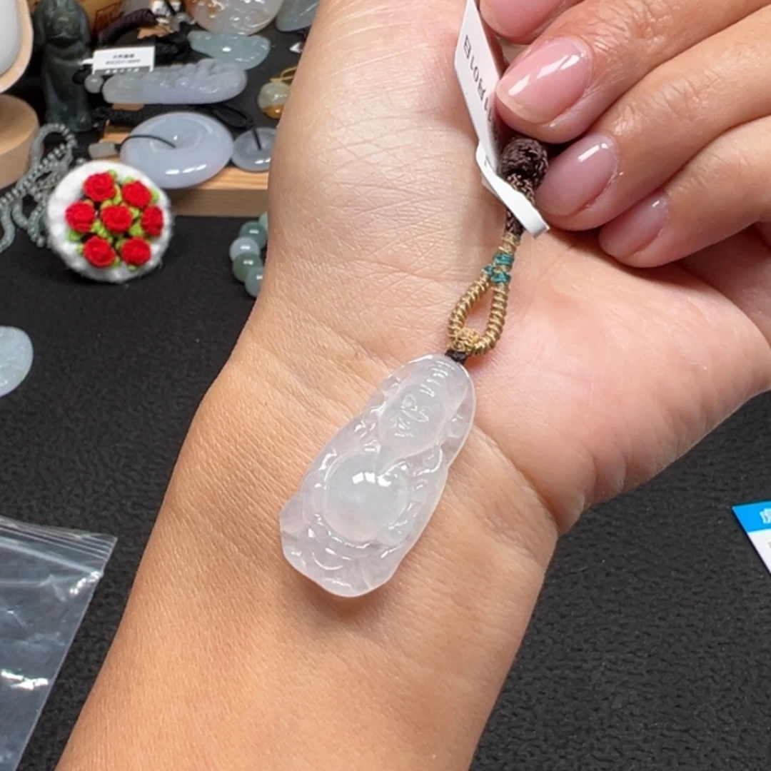 翡翠未镶嵌颈饰天然A货缅甸翡翠