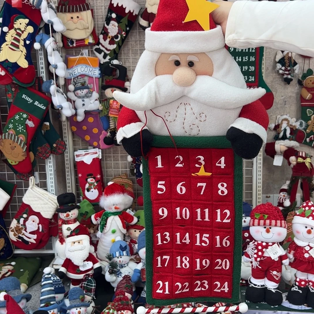 毛绒圣诞老人挂历60