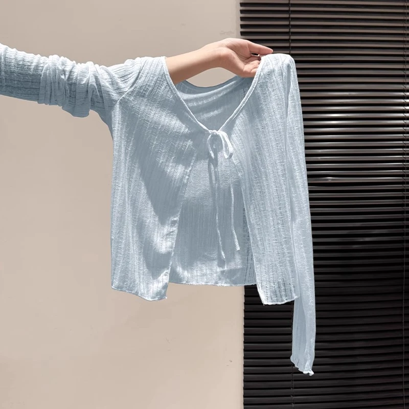 这也太温柔了吧！蓝色温柔风镂空系带防晒开衫女2025夏季新款宽松