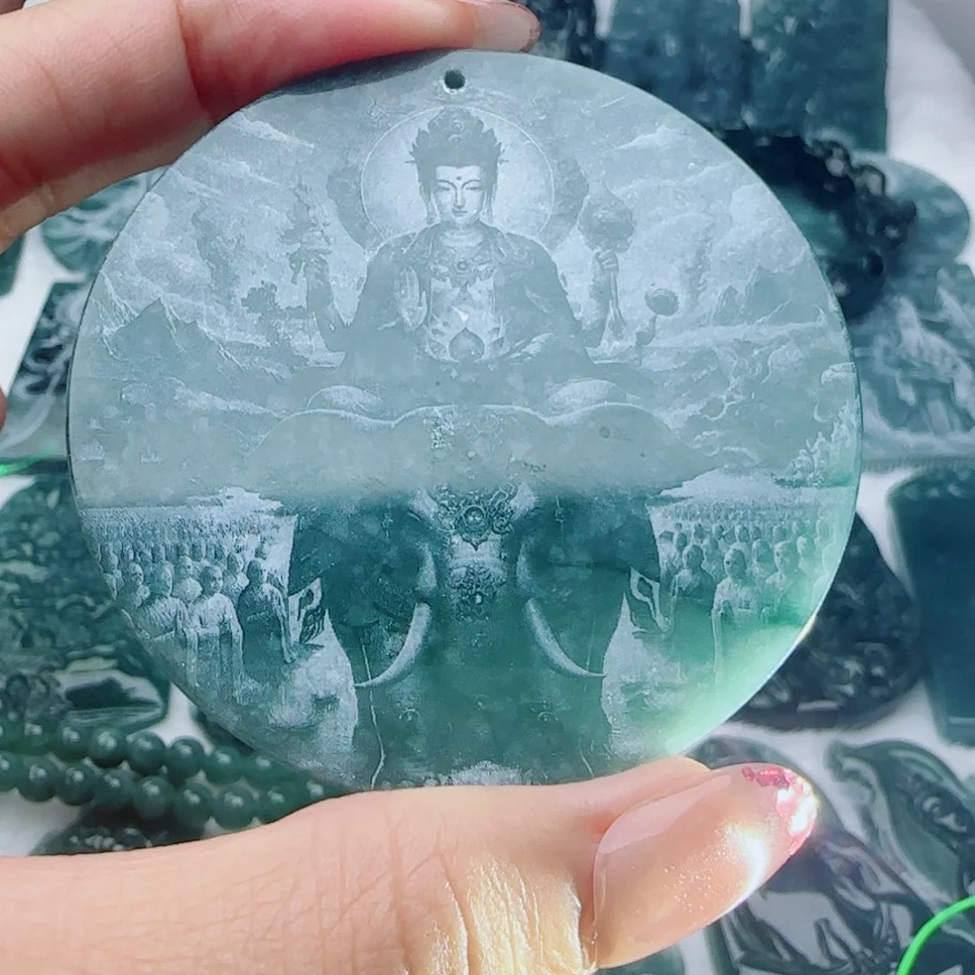 颈饰未镶嵌翡翠多样性发货天然的A货翡翠