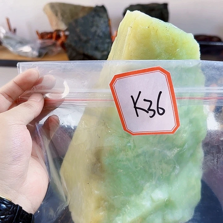 蛇纹石玉未镶嵌岫玉原石提*