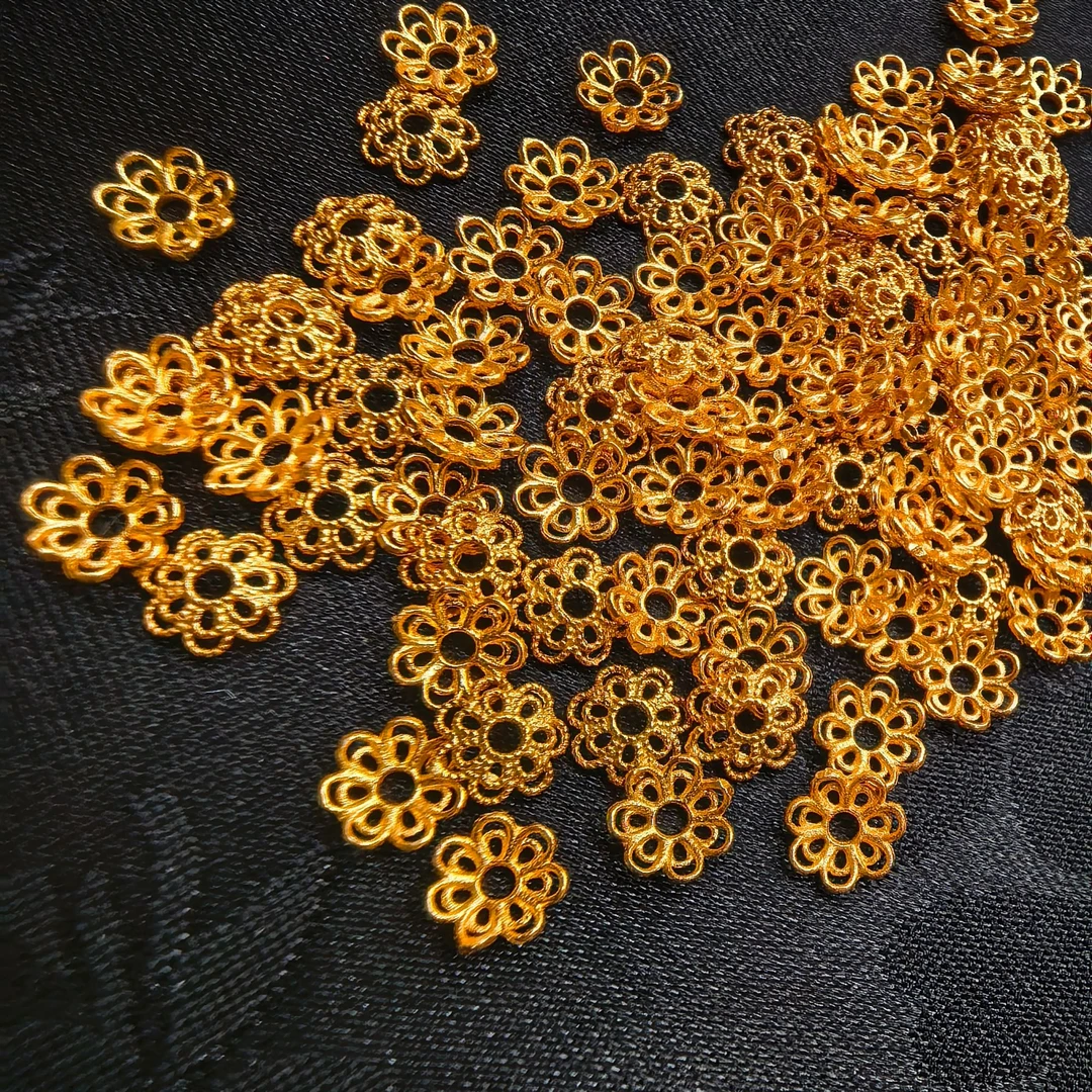 925银银制品  Y066银饰diy搭配小花瓣隔片5.4mm（四个起拍)