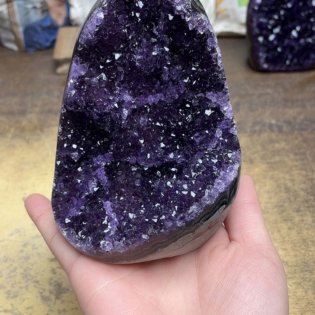 吾***美大型摆件（非配饰）未镶嵌紫晶