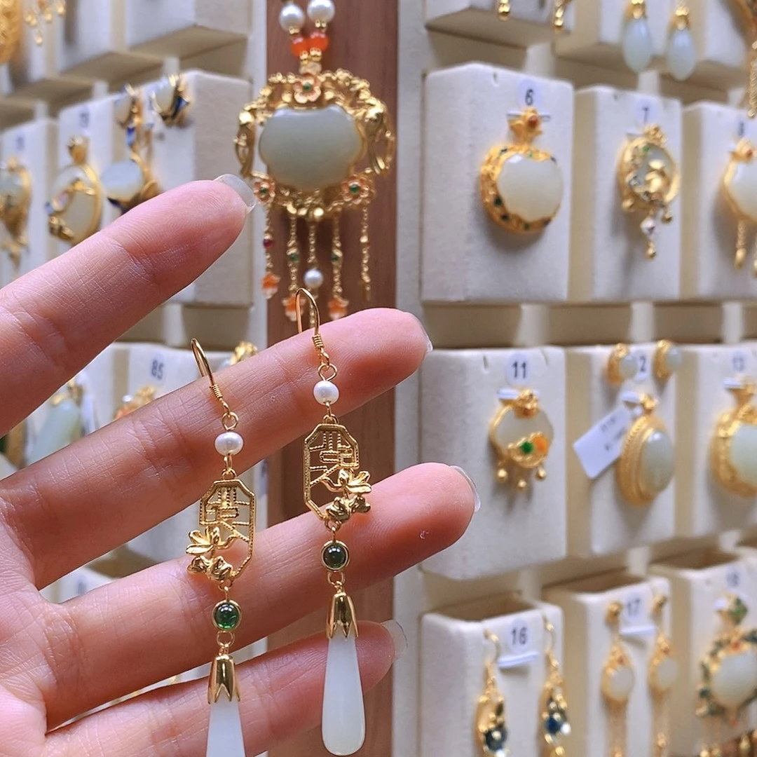 和田玉银S925镶嵌颈饰