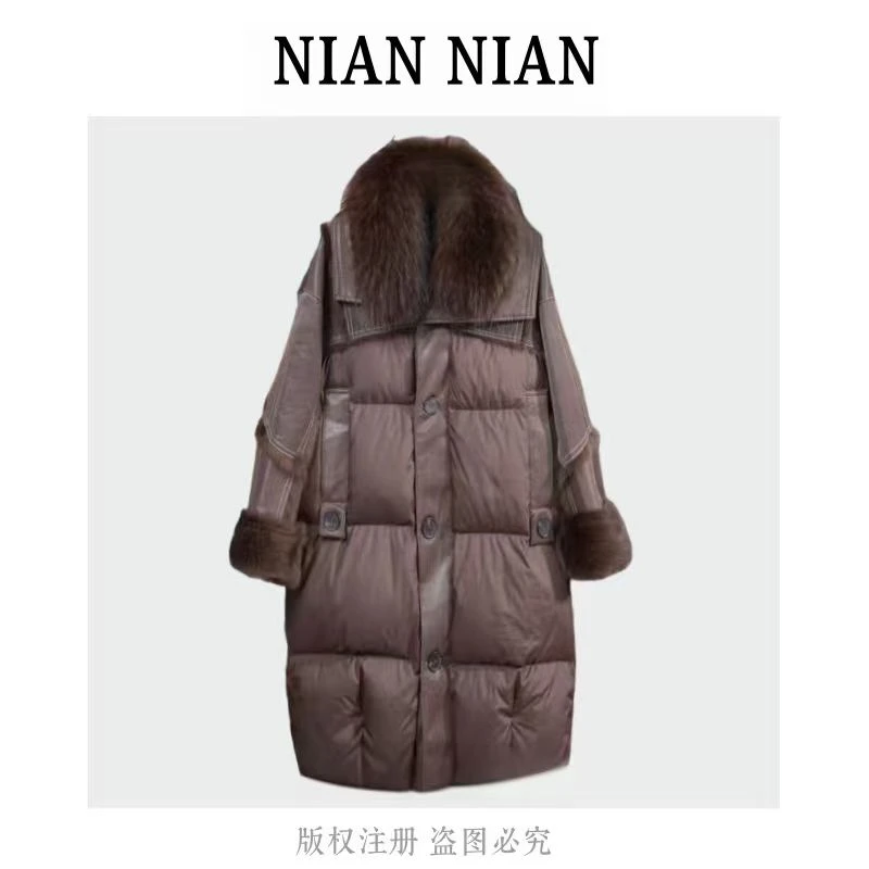 【南法玫瑰】年年2025新款冬季宽松型貉子毛领拼接时尚羽绒女装