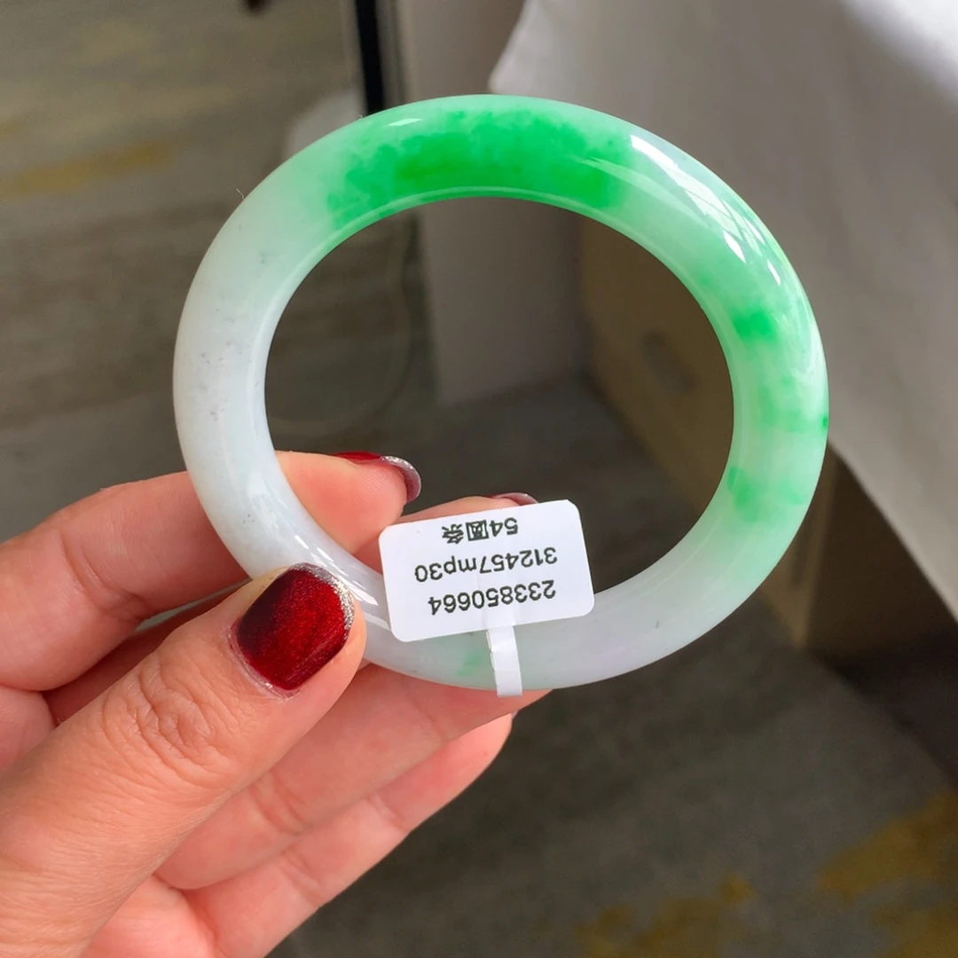 翡翠未镶嵌手镯种老肉细白底青性价比推荐