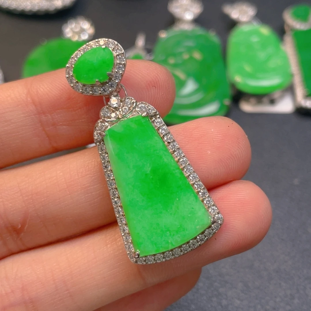 翡翠银S925镶嵌颈饰