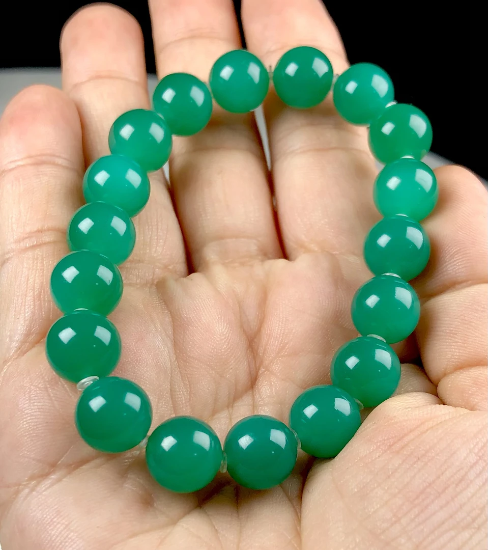 精美雅安绿圆珠手串 重28.3克 直径1.0cm