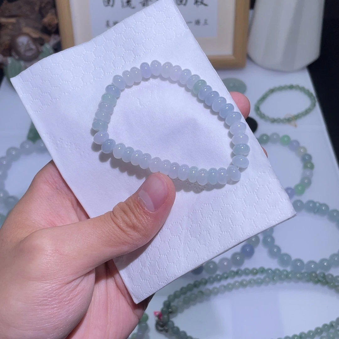 翡翠未镶嵌颈饰手串