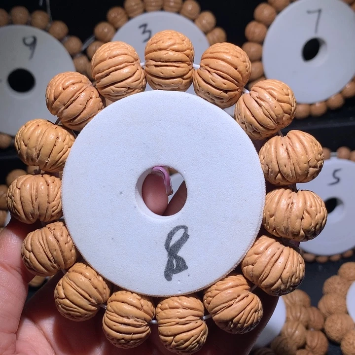 桃核手串白月光老树