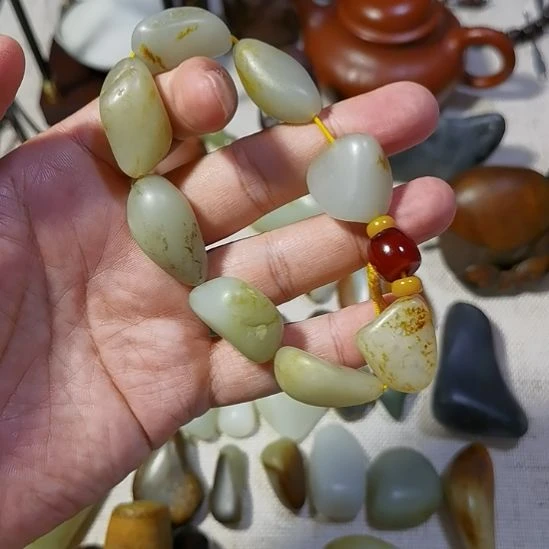 和田玉（糖玉）未镶嵌挂件