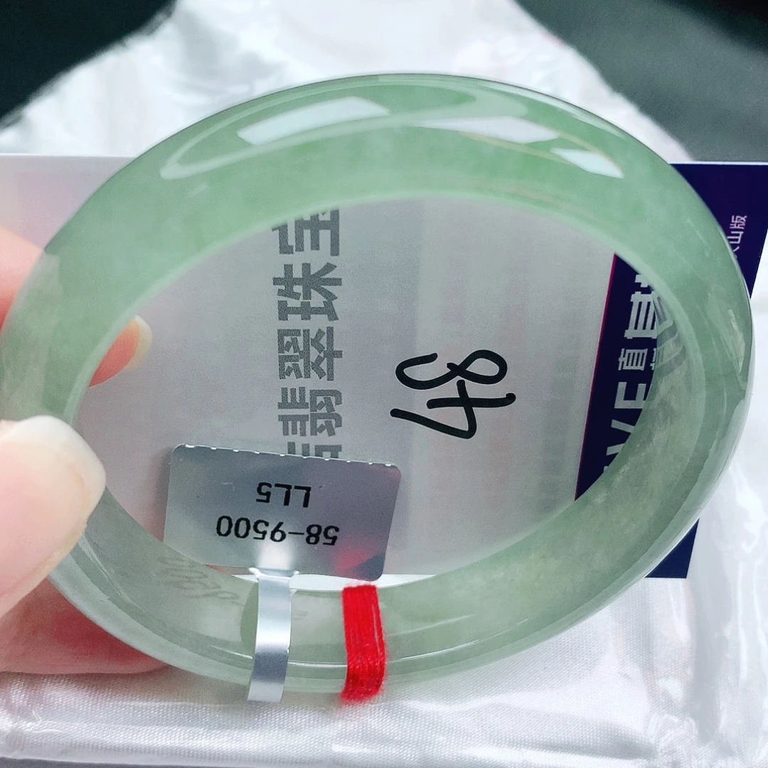 翡翠未镶嵌手镯缅甸天然A货翡翠手镯
