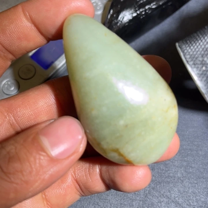 和田玉未镶嵌吊坠(不含链)