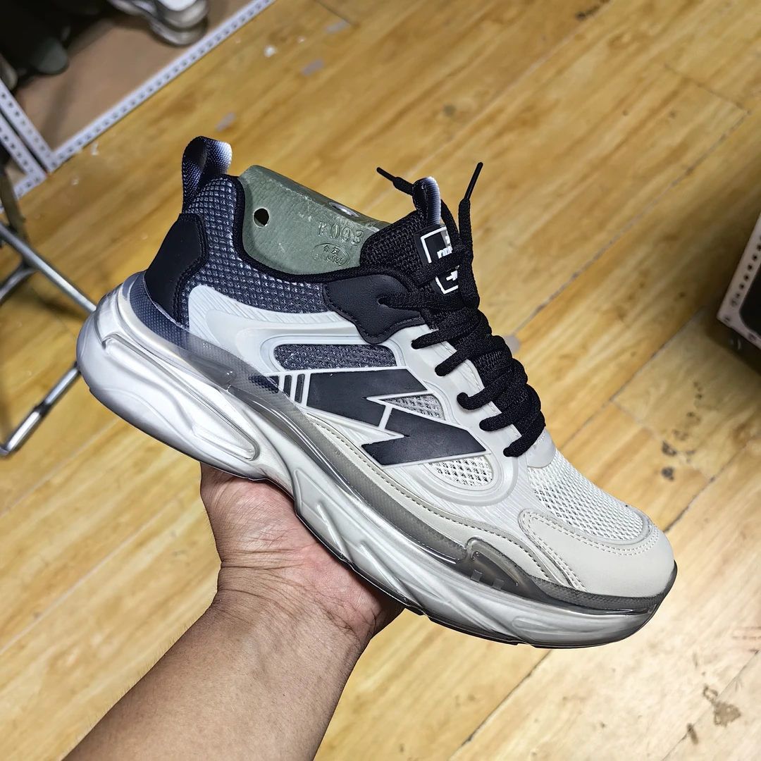 百搭潮流透气男士时尚减震运动跑步鞋