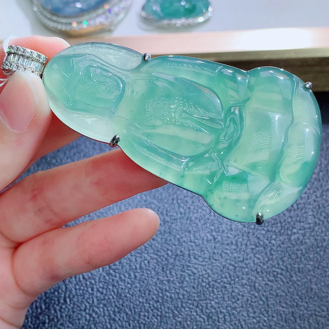 翡翠银S925镶嵌颈饰翡翠