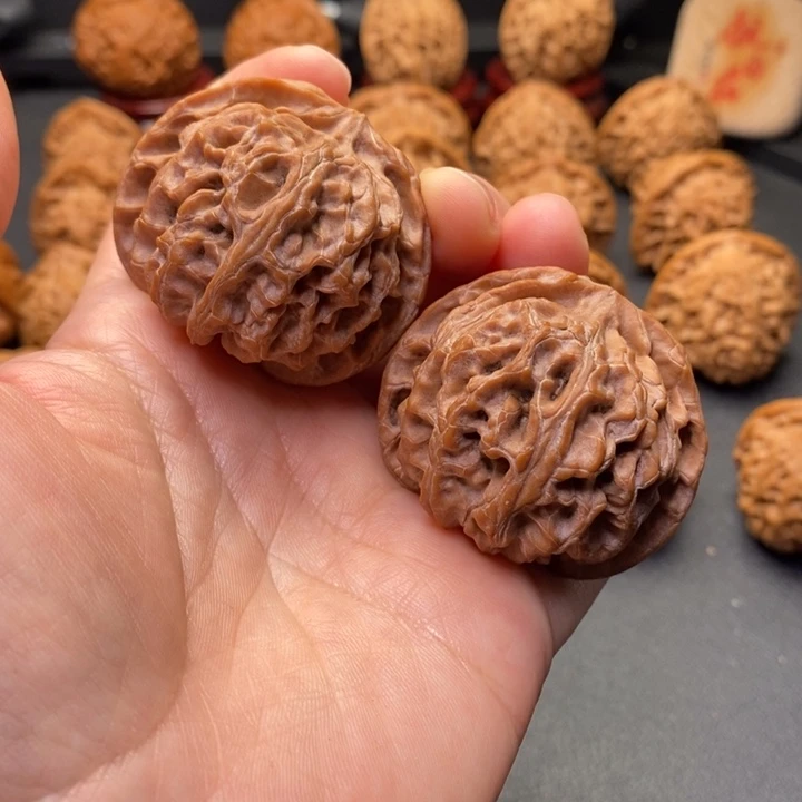 文玩核桃把件44尺蓟县山地苹果园