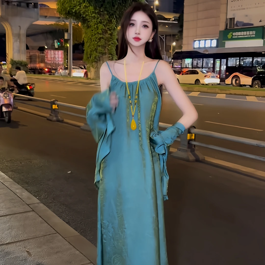 亚町家原创连衣裙3391轻奢风显瘦女装长款法式气质高贵