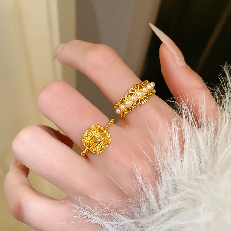 铜合金戒指 小方糖戒指女小众设计轻奢高级感食指戒精致金色手饰