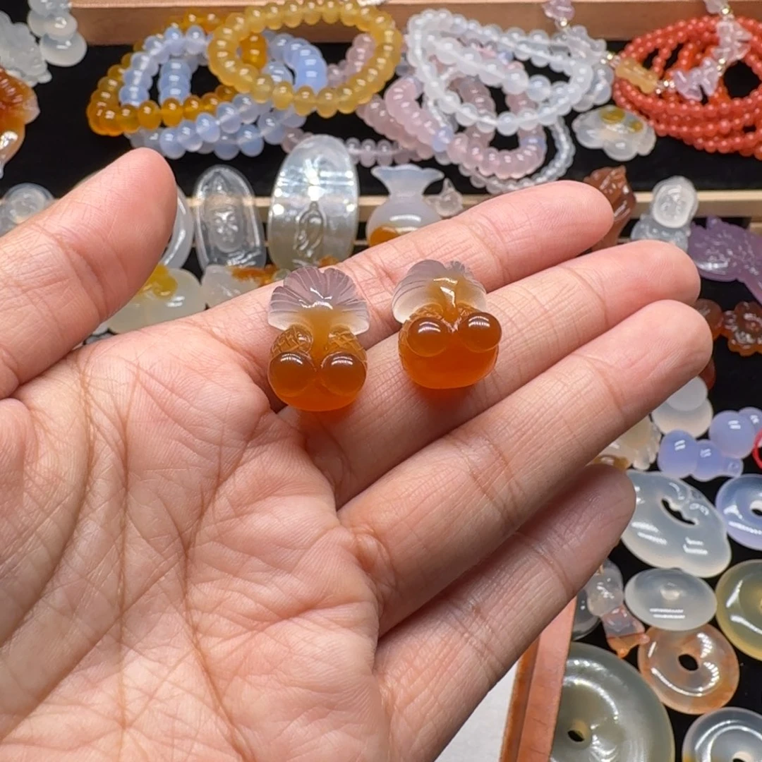 肉****玛瑙/玉髓未镶嵌颈饰