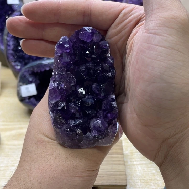 未镶嵌大型摆件（非配饰）紫晶