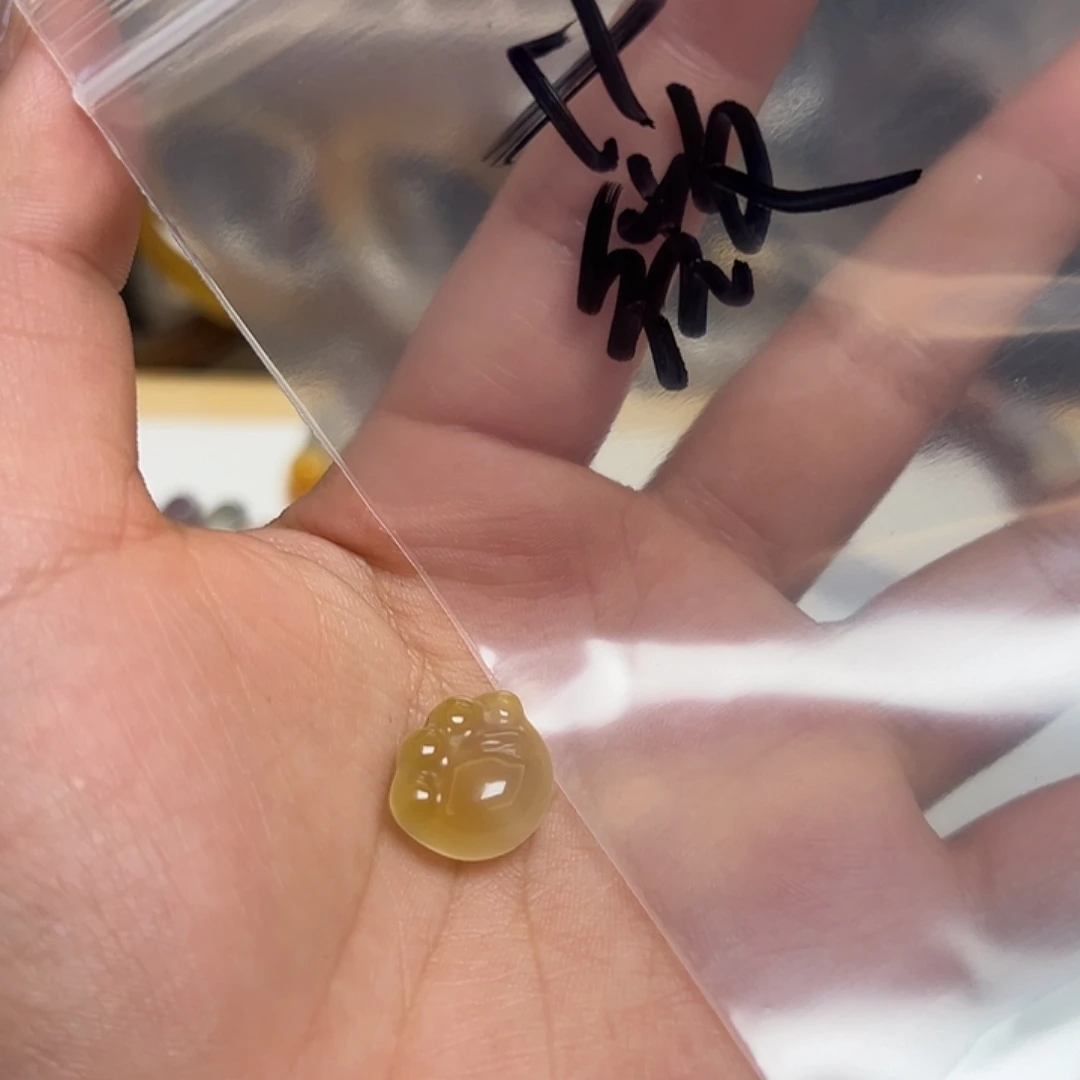 薇****未镶嵌玛瑙/玉髓珠宝半成品