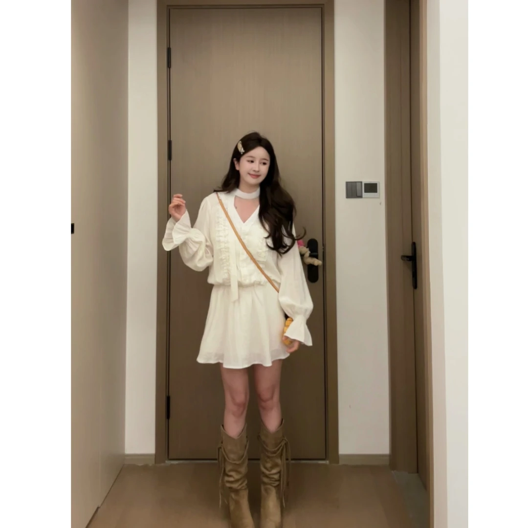 【茉莉奶白】早秋木耳边纯色V领飘带设计感收腰重工精致长袖连衣裙