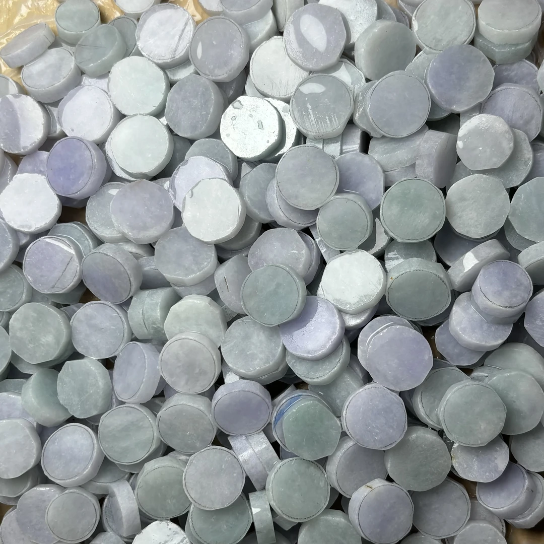 A货多样式发货特色小圆牌子