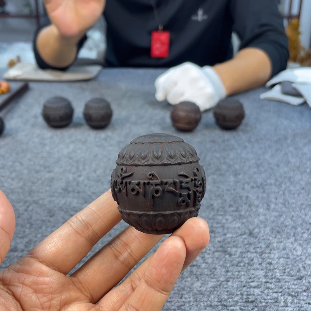 柏木（崖柏）太行崖柏，到手1个，雷雷