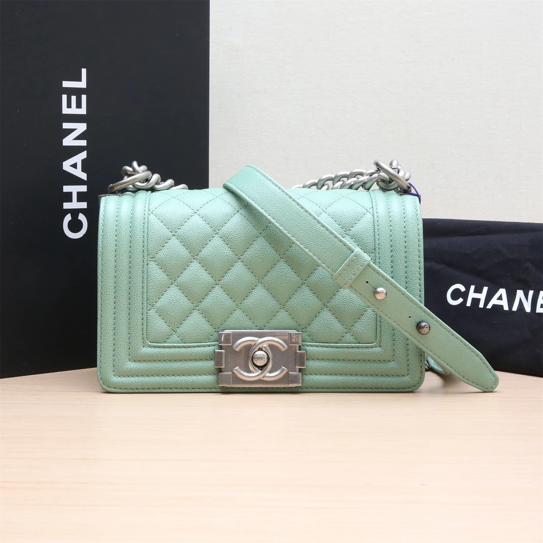 95新 Chanel/香奈儿 【黑黑】Leboy 小号 薄荷绿 芯片开 银扣