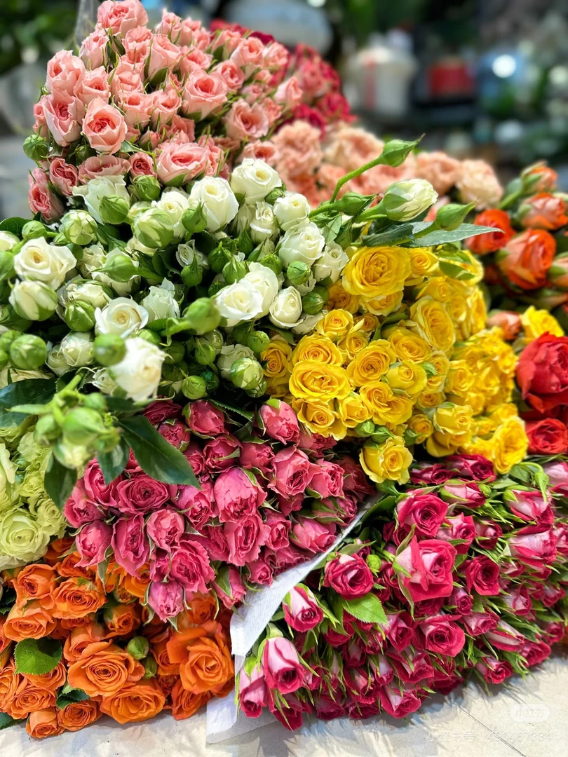 鲜花【福袋】不指定颜色多头玫瑰1扎