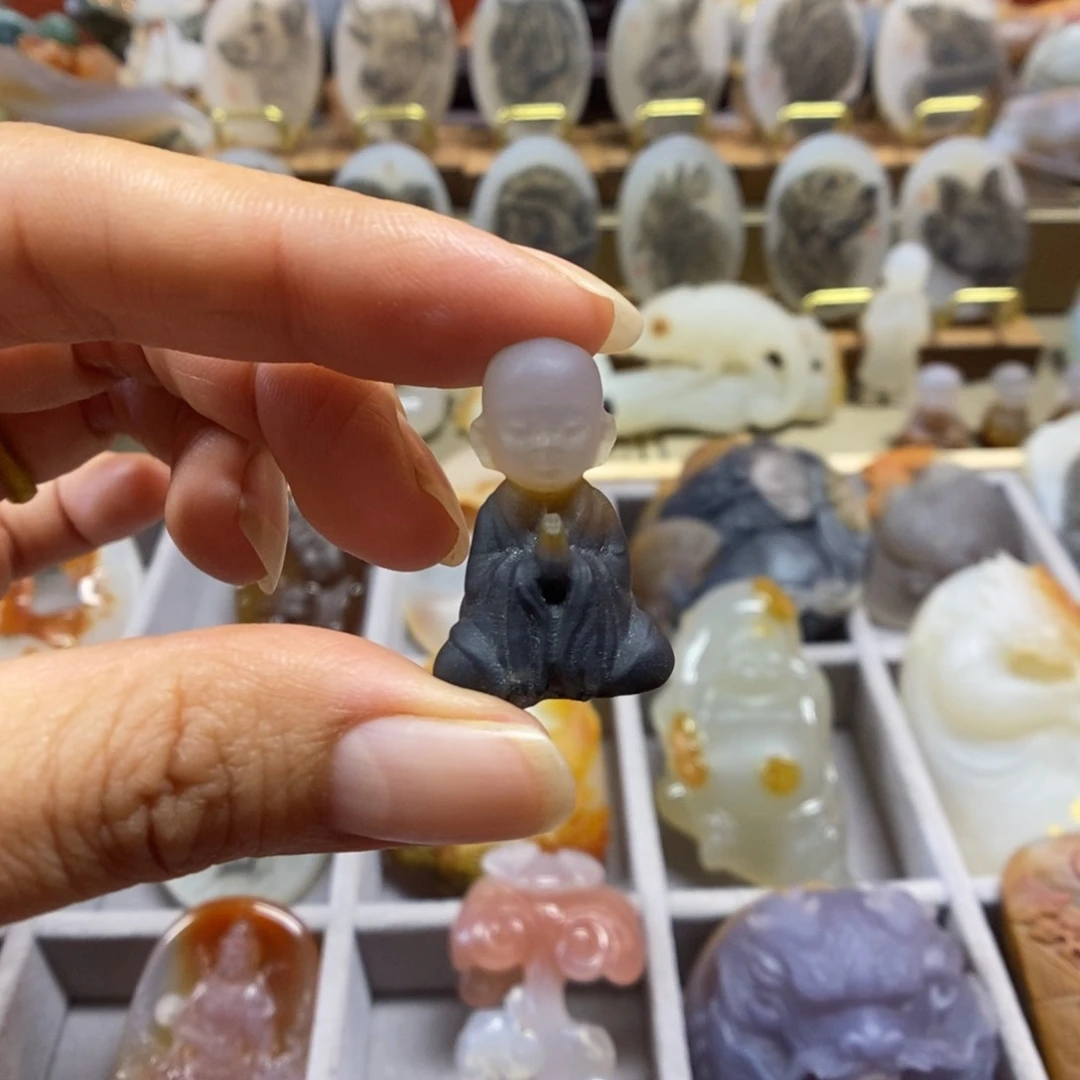 玛瑙/玉髓颈饰未镶嵌