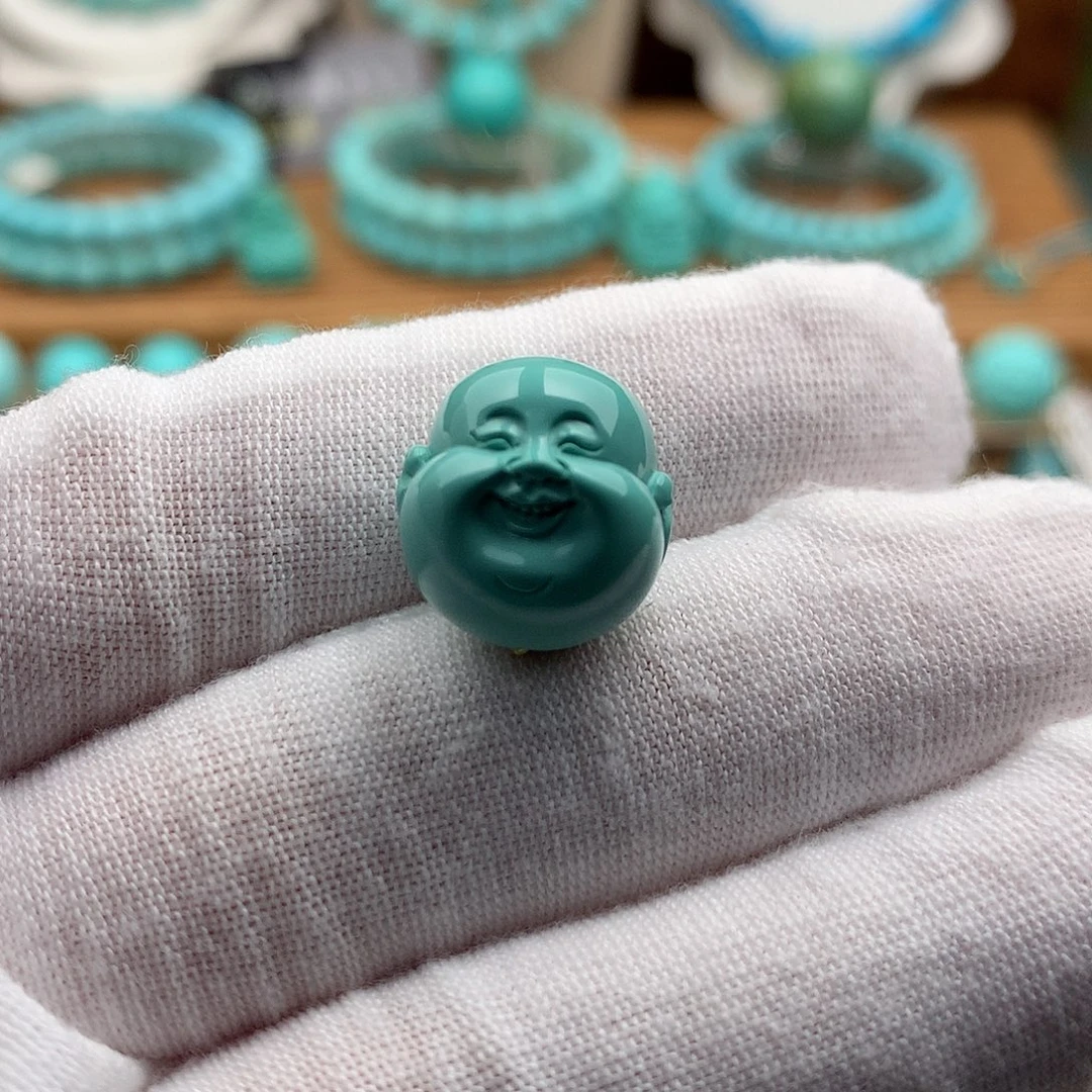 绿松石未镶嵌珠宝奇石