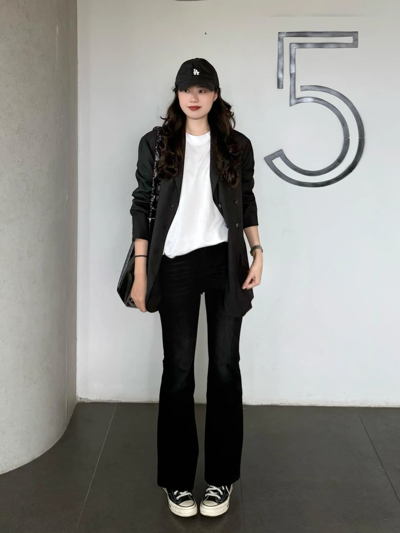 2025秋季新款休闲小西装女显瘦西服宽松韩版外套气质百搭直筒裤