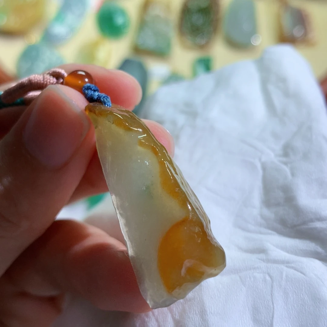 【闪购商品】翡翠未镶嵌吊坠(不含链)