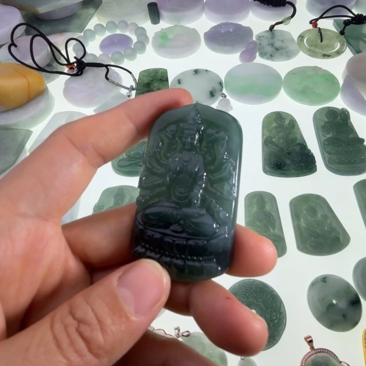 翡翠吊坠(不含链)未镶嵌