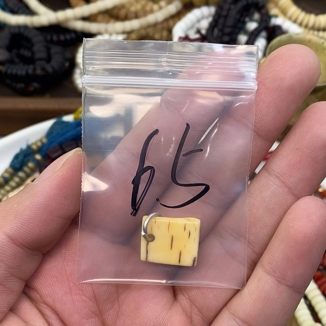 柏香籽/百香籽吊坠
