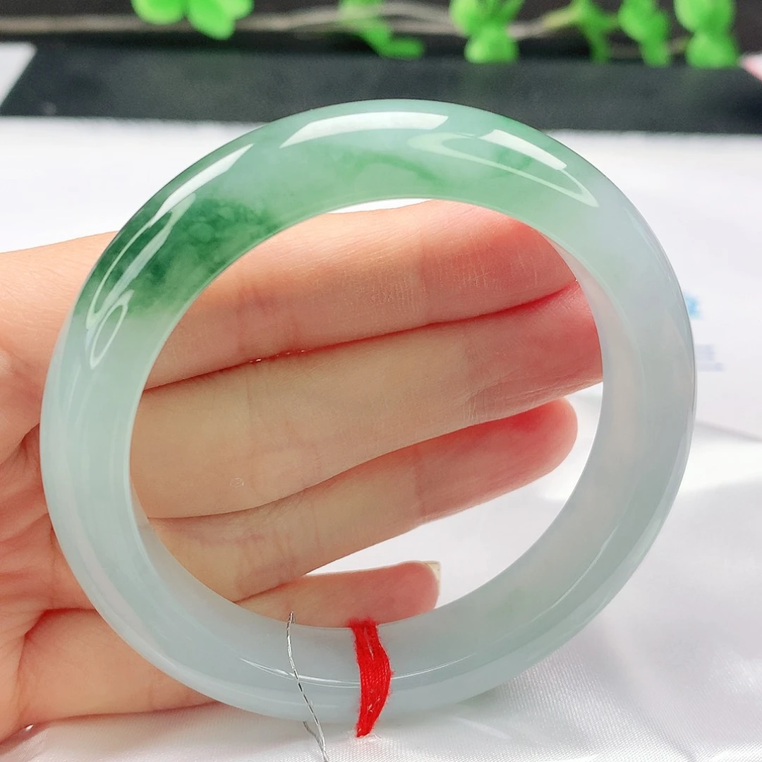 翡翠手镯未镶嵌57➕圈