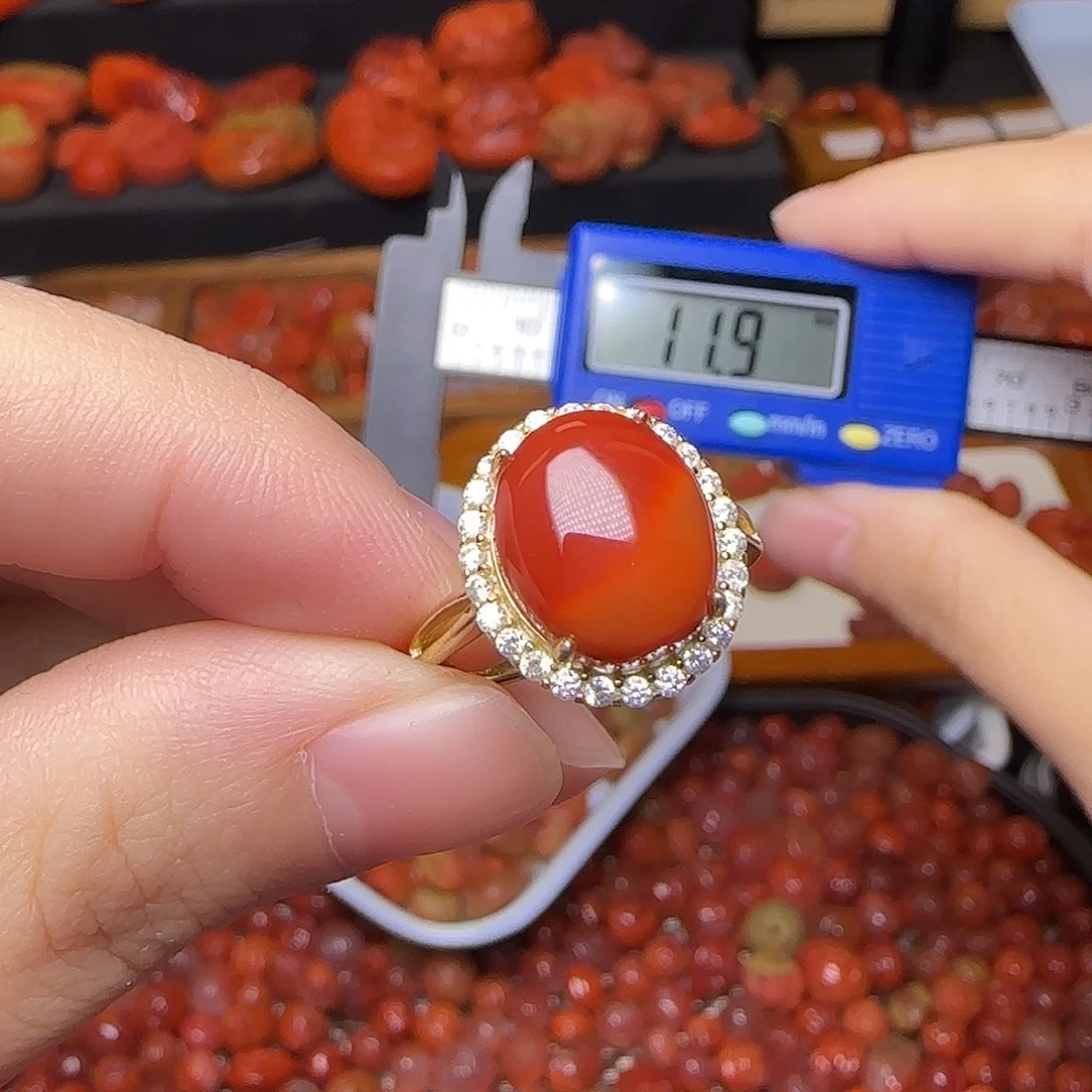 南红玛瑙未镶嵌颈饰