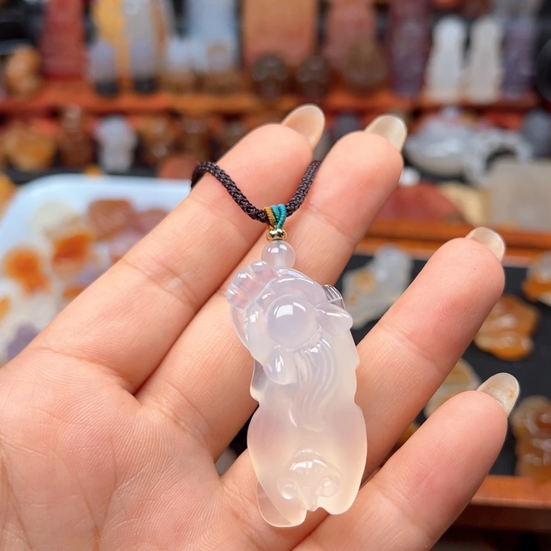 玛瑙/玉髓颈饰合金
