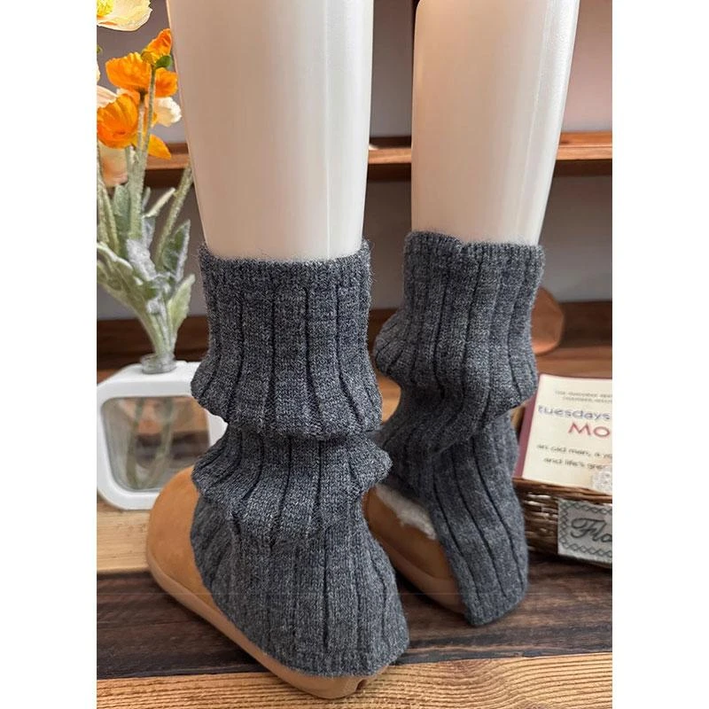 深灰色袜套女秋冬日系堆堆袜JK针织腿套搭配雪地靴小腿条纹中筒袜