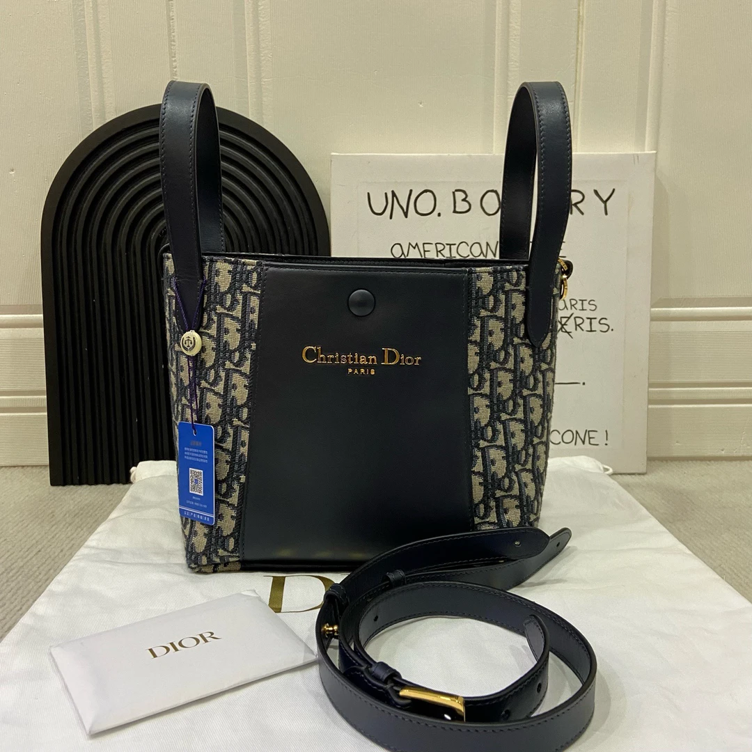 99新 DIOR/迪奥 Signature水桶包 25年老花拼深蓝牛皮