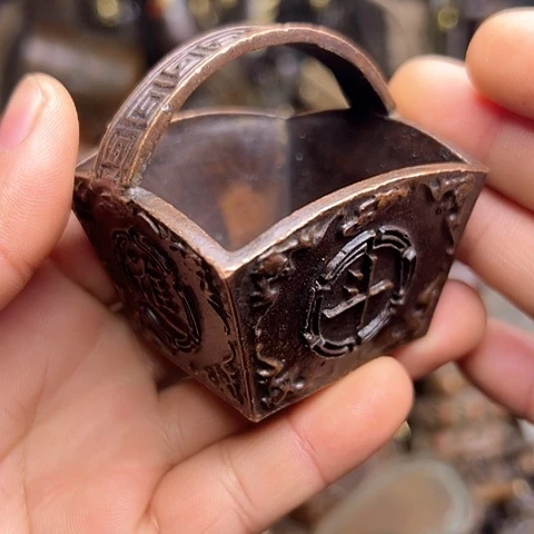 铜制文玩把玩物件