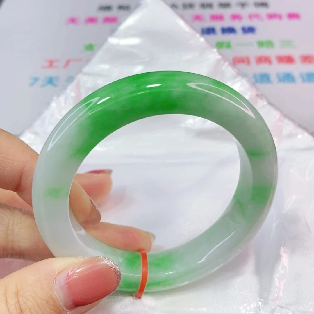 未镶嵌手镯翡翠52.8圈