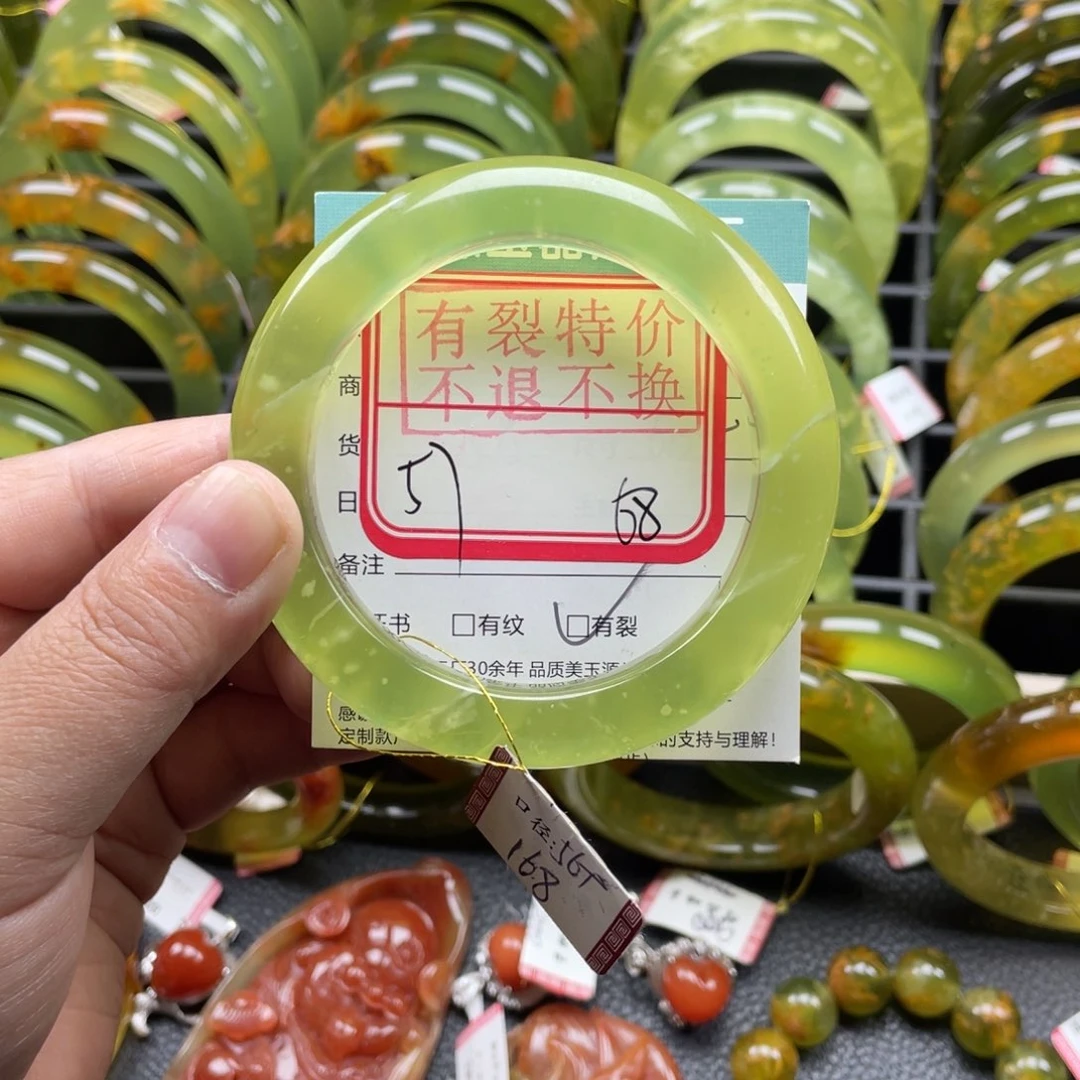 未镶嵌蛇纹石玉手镯有裂手镯特价不退不换