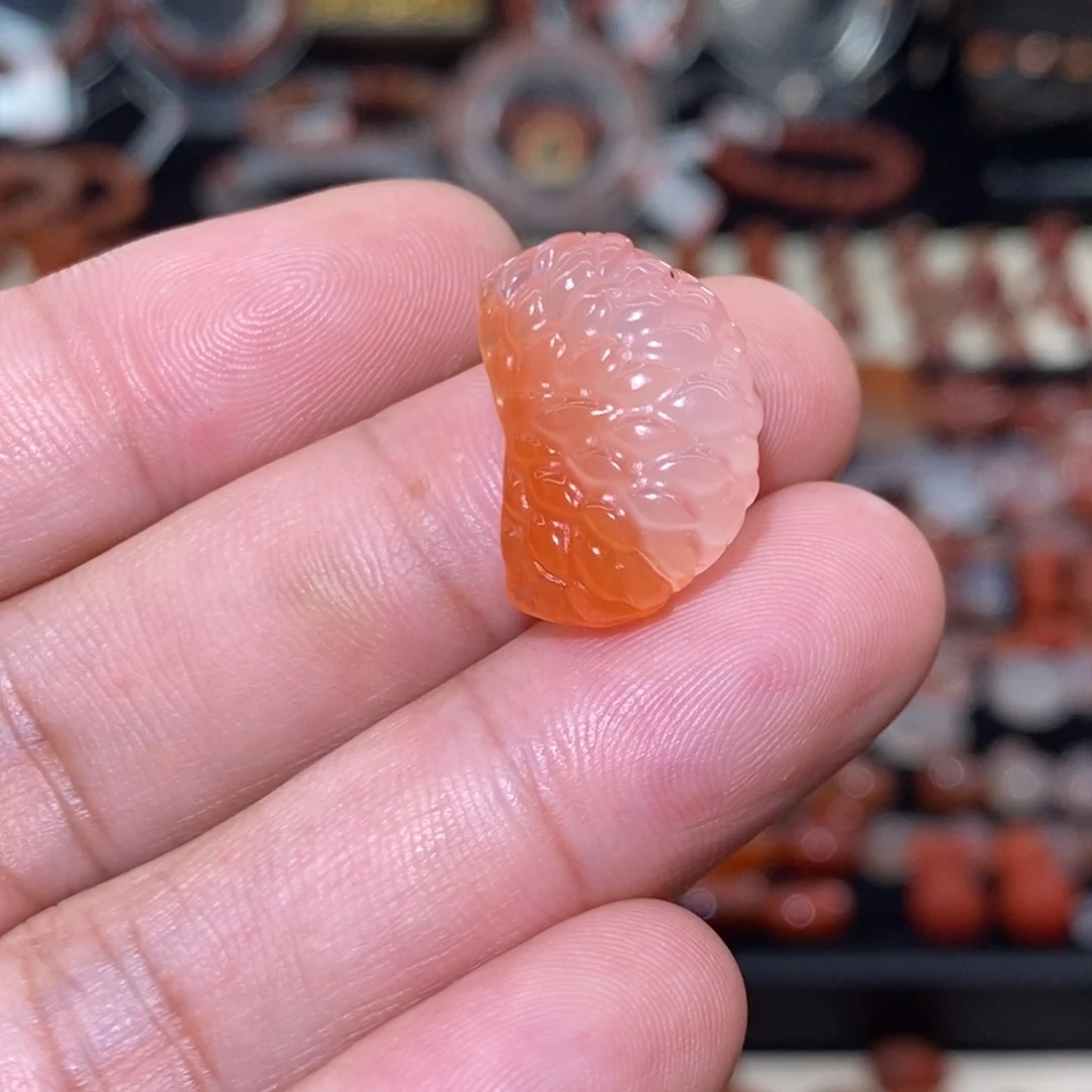 南红玛瑙冰飘未镶嵌柚子肉1