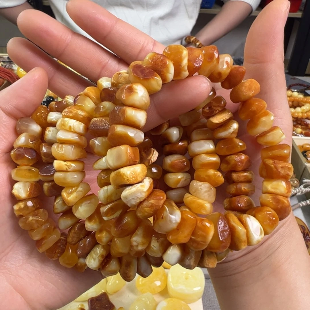 蜜蜡裸石未镶嵌云*衫蜜蜡