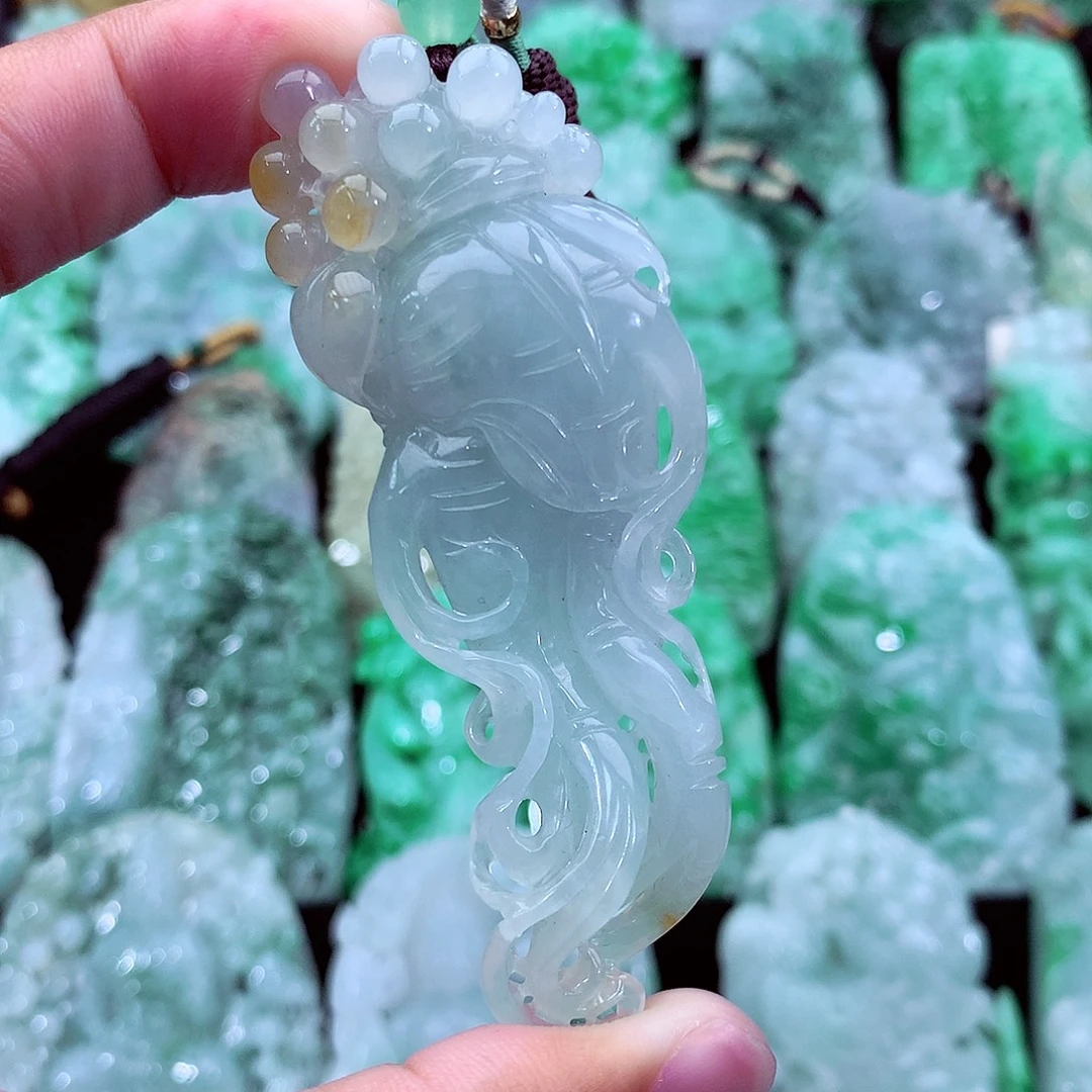 翡翠未镶嵌吊坠(不含链)